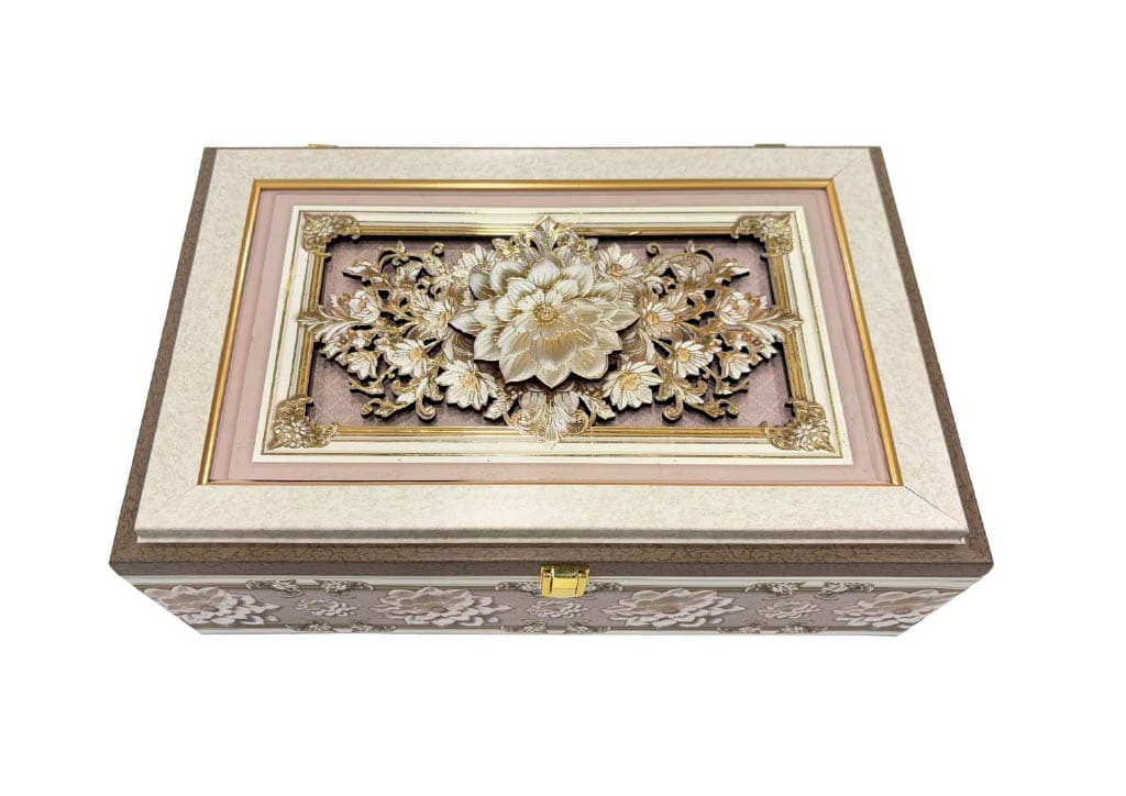 How to Choose the Perfect Wedding Hamper for Your Guests